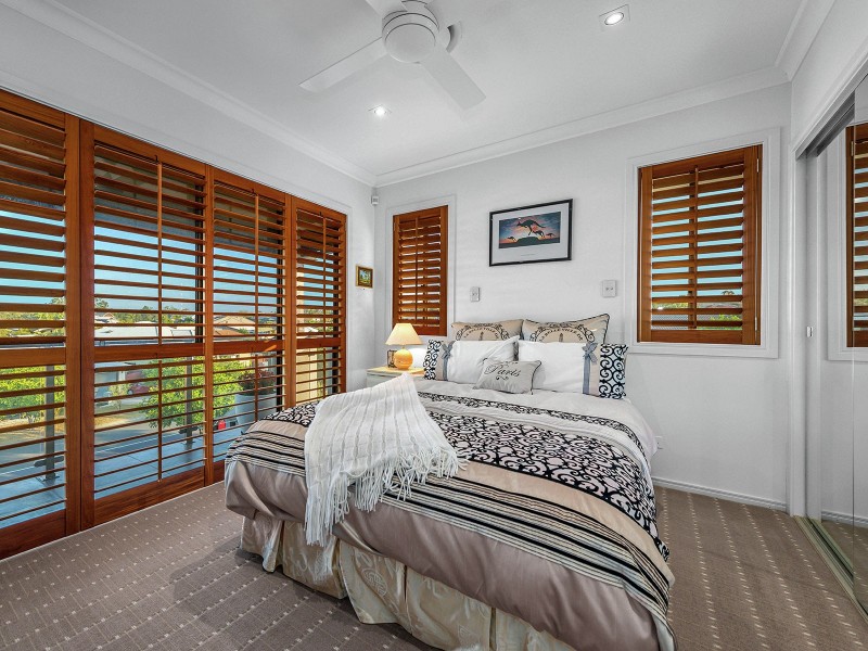 35 Edenbrooke Drive, Sinnamon Park QLD 4073