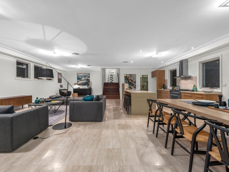 109 King Arthur Terrace, Tennyson QLD 4105