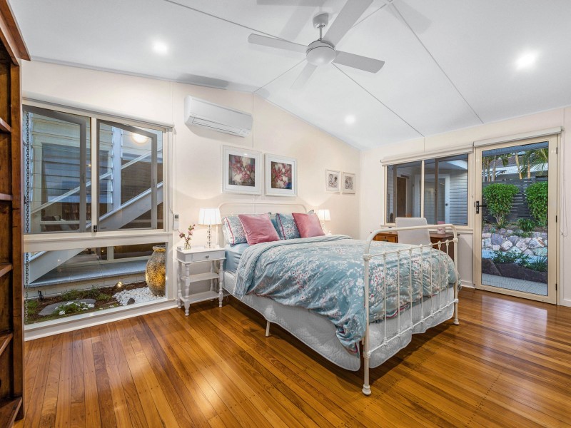 23 Lily Street, Indooroopilly QLD 4068