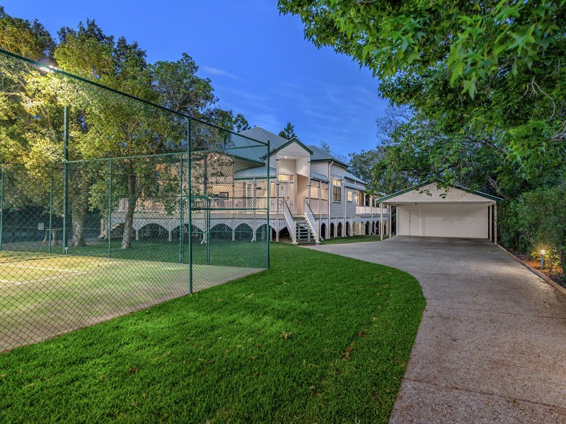 56 Victoria Avenue, Chelmer QLD 4068