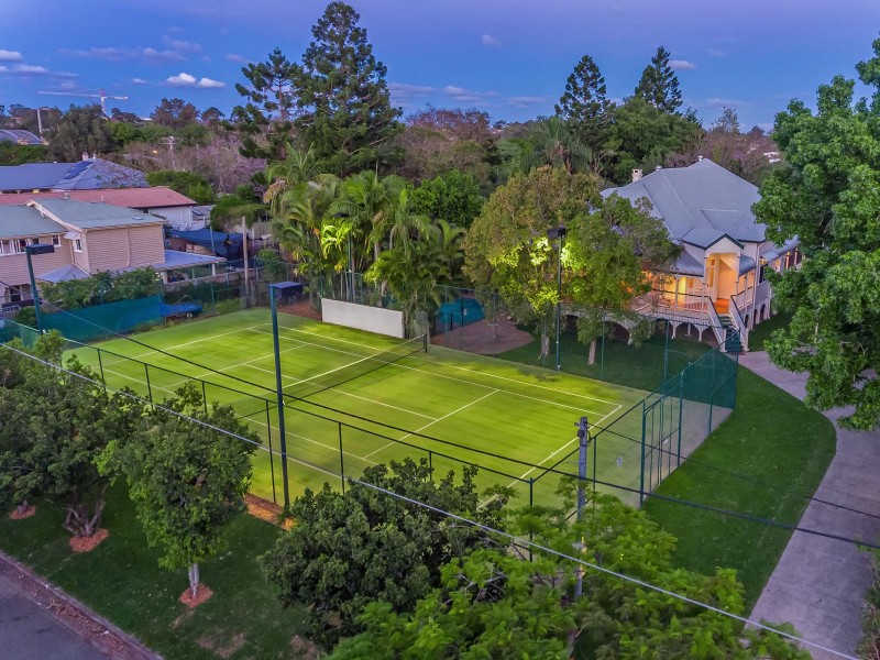 56 Victoria Avenue, Chelmer QLD 4068