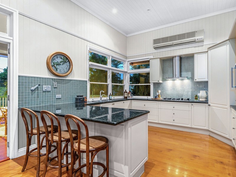 56 Victoria Avenue, Chelmer QLD 4068