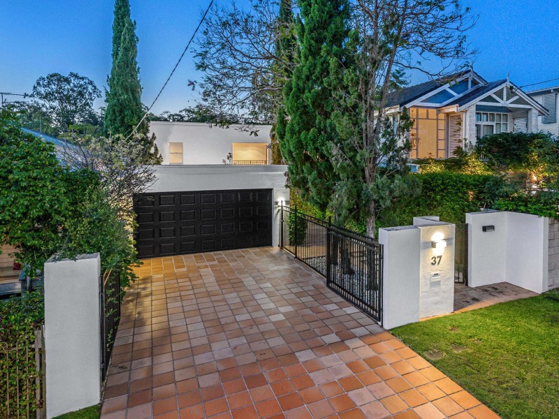 37 Twigg Street, Indooroopilly QLD 4068