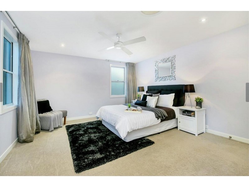 37 Twigg Street, Indooroopilly QLD 4068