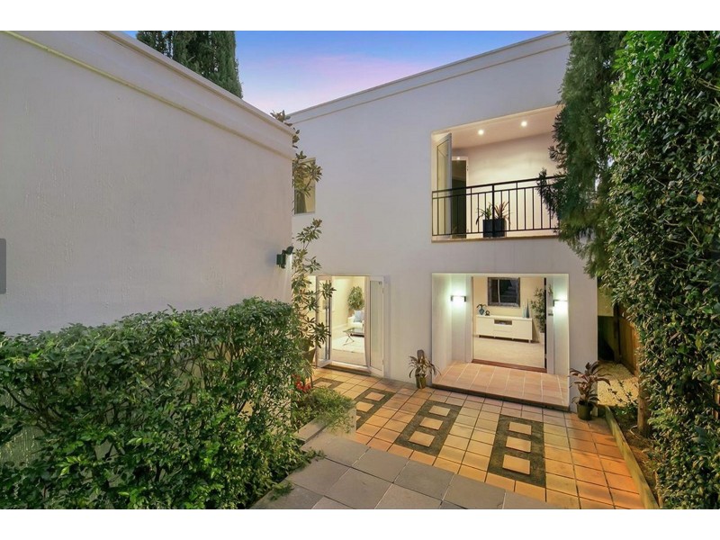 37 Twigg Street, Indooroopilly QLD 4068