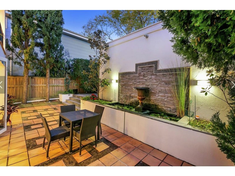 37 Twigg Street, Indooroopilly QLD 4068