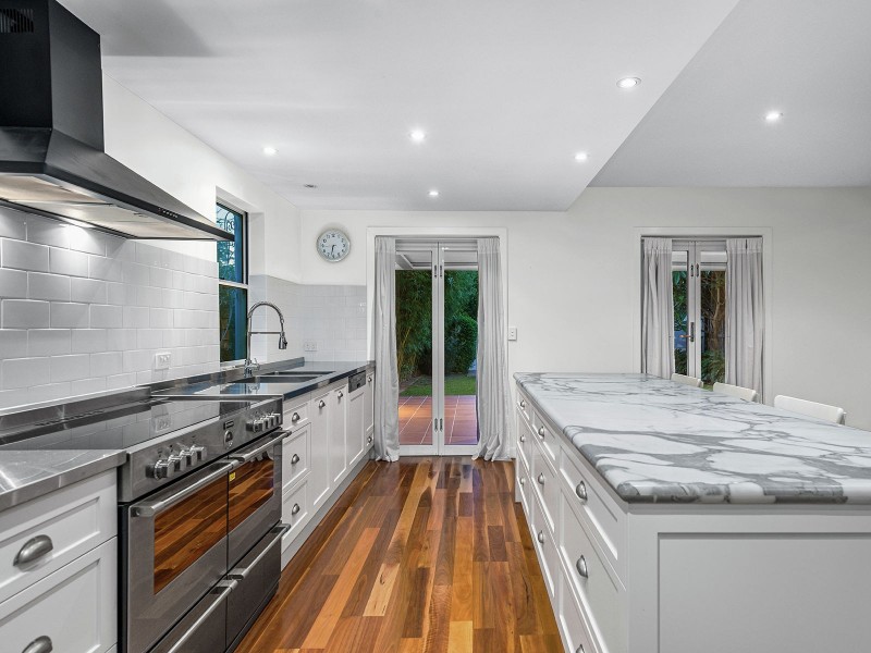 37 Twigg Street, Indooroopilly QLD 4068