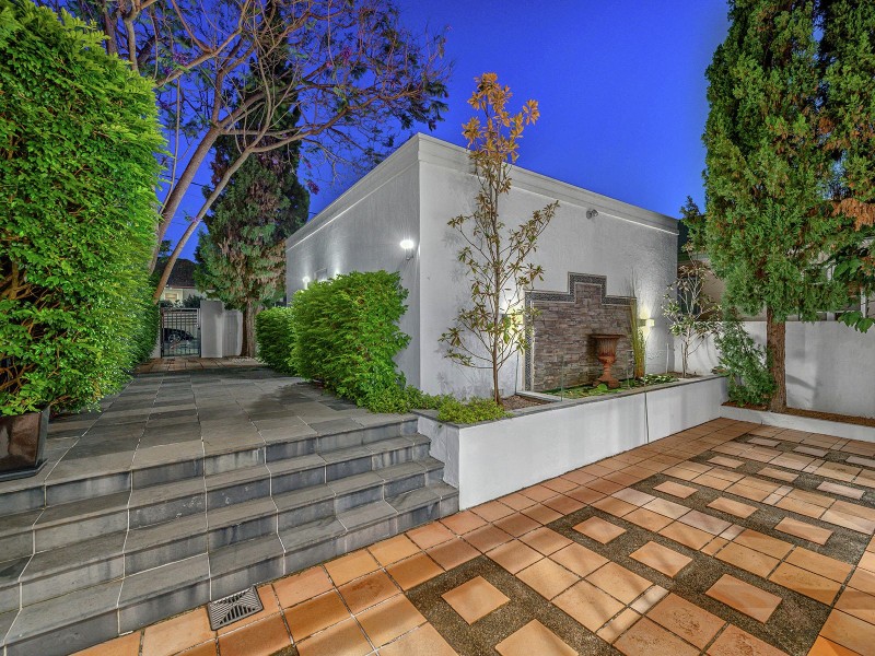 37 Twigg Street, Indooroopilly QLD 4068