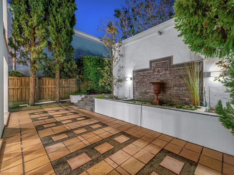 37 Twigg Street, Indooroopilly QLD 4068