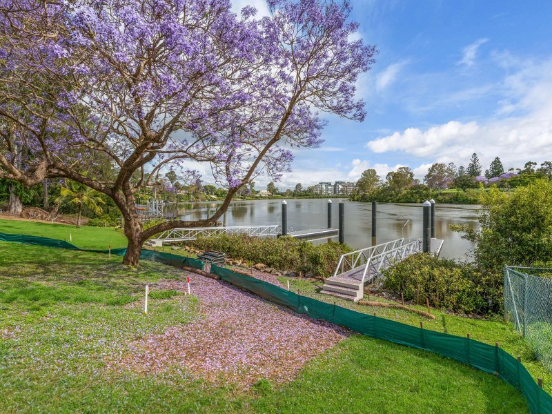 24 Astolat  Street, Yeronga QLD 4104