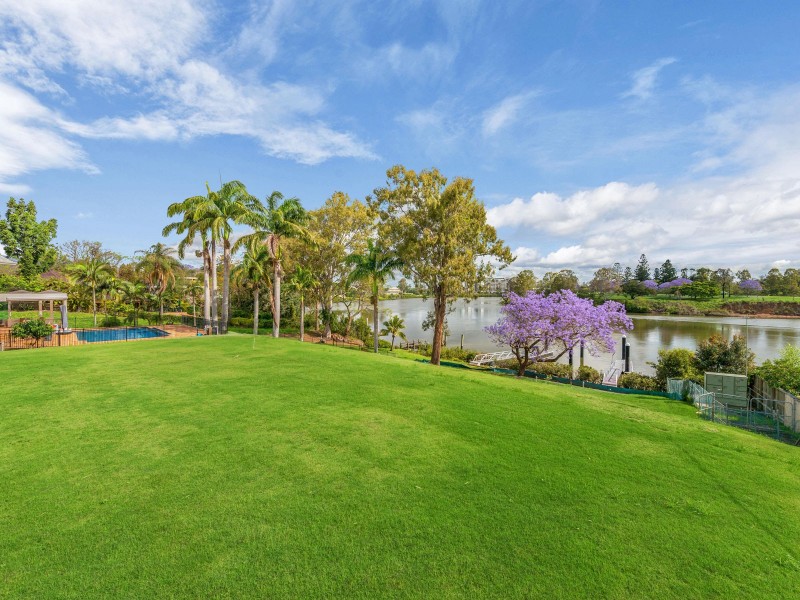 24 Astolat  Street, Yeronga QLD 4104