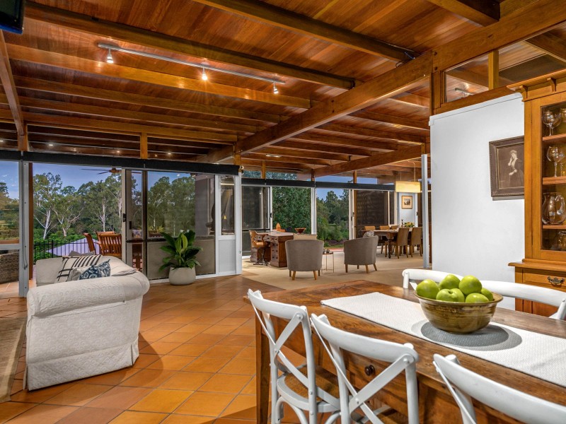 630 Jesmond Road, Fig Tree Pocket QLD 4069
