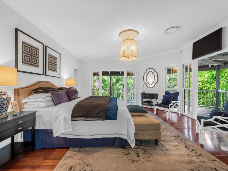 46 Instow Street, Yeronga QLD 4104