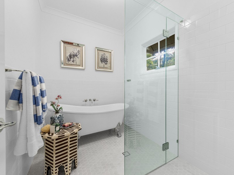 46 Instow Street, Yeronga QLD 4104