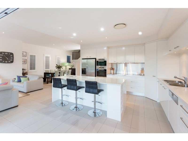 168 Harts Road, Indooroopilly QLD 4068