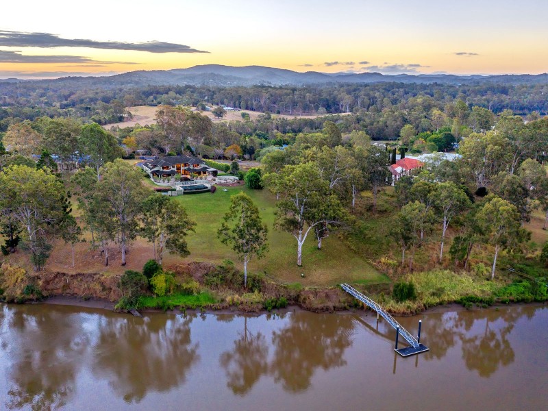 111 Lather Road, Bellbowrie QLD 4070