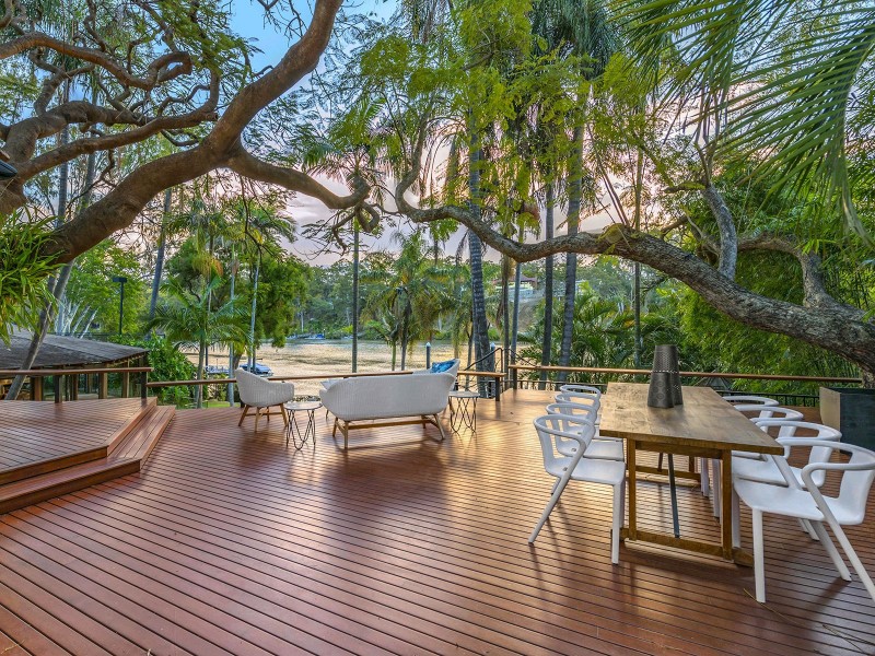 27 Sutton Street, Chelmer QLD 4068