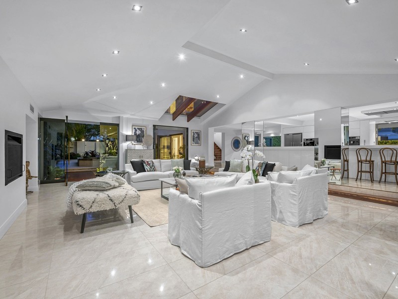 27 Sutton Street, Chelmer QLD 4068