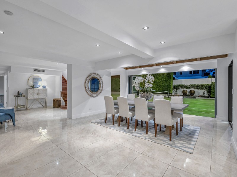 27 Sutton Street, Chelmer QLD 4068