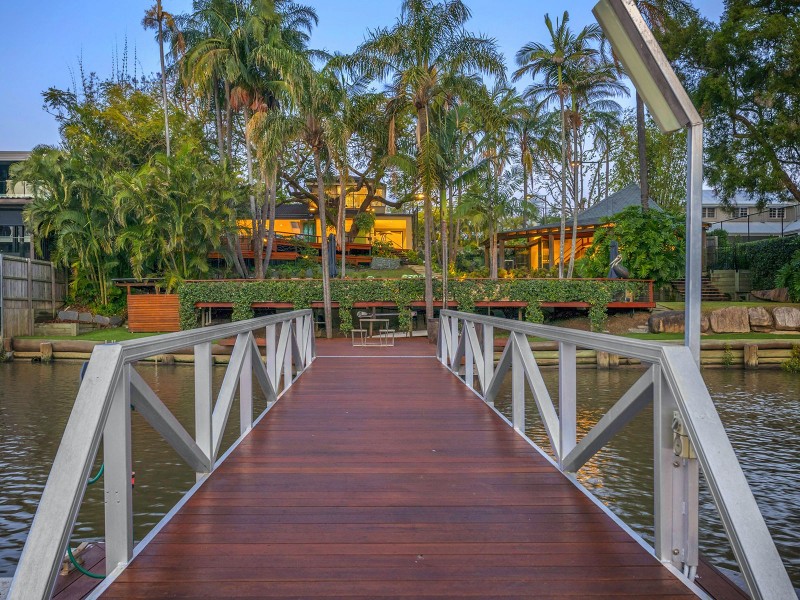 27 Sutton Street, Chelmer QLD 4068