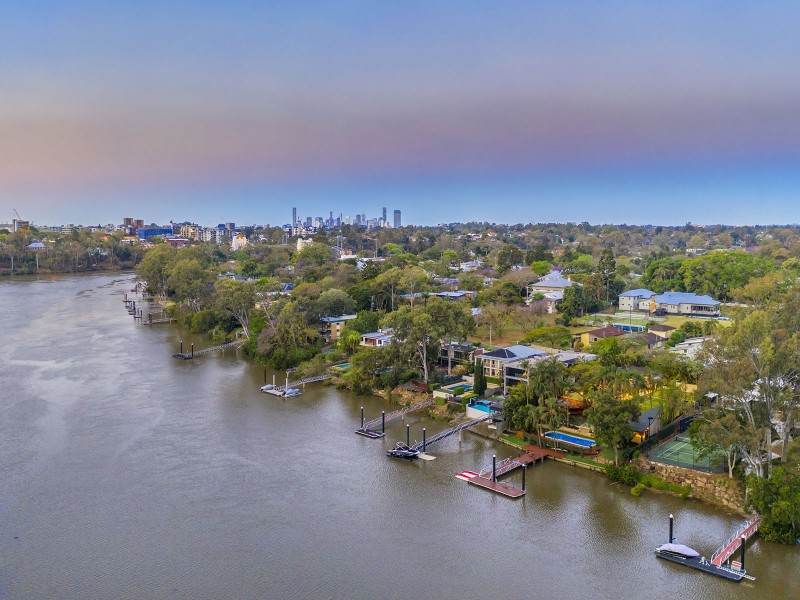 27 Sutton Street, Chelmer QLD 4068