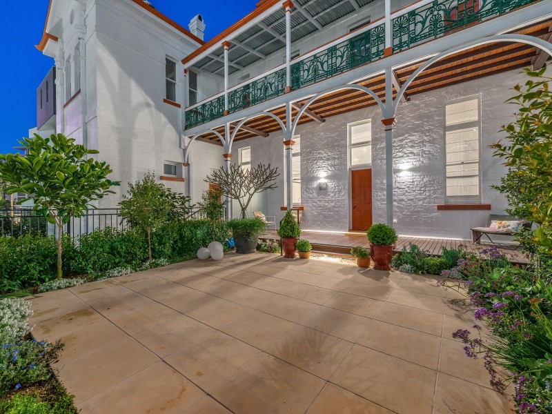 1/110 Main Street, Kangaroo Point QLD 4169