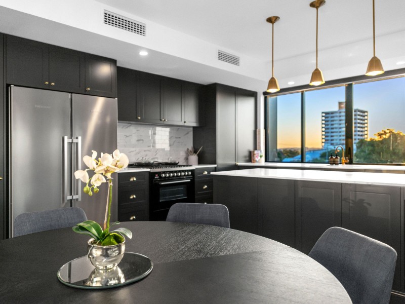 8/128 Dornoch Terrace, Highgate Hill QLD 4101