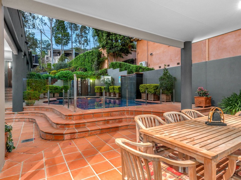 31 Ivy Street, Indooroopilly QLD 4068