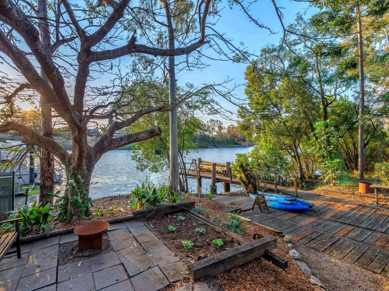 9 Joseph Street, Sherwood QLD 4075