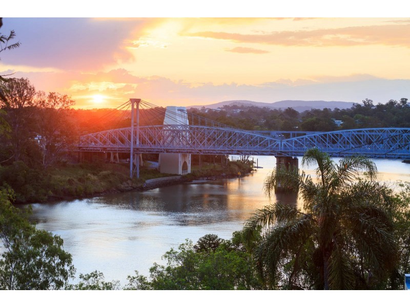 29 Neulans Road, Indooroopilly QLD 4068