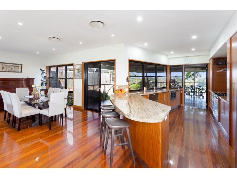 29 Neulans Road, Indooroopilly QLD 4068