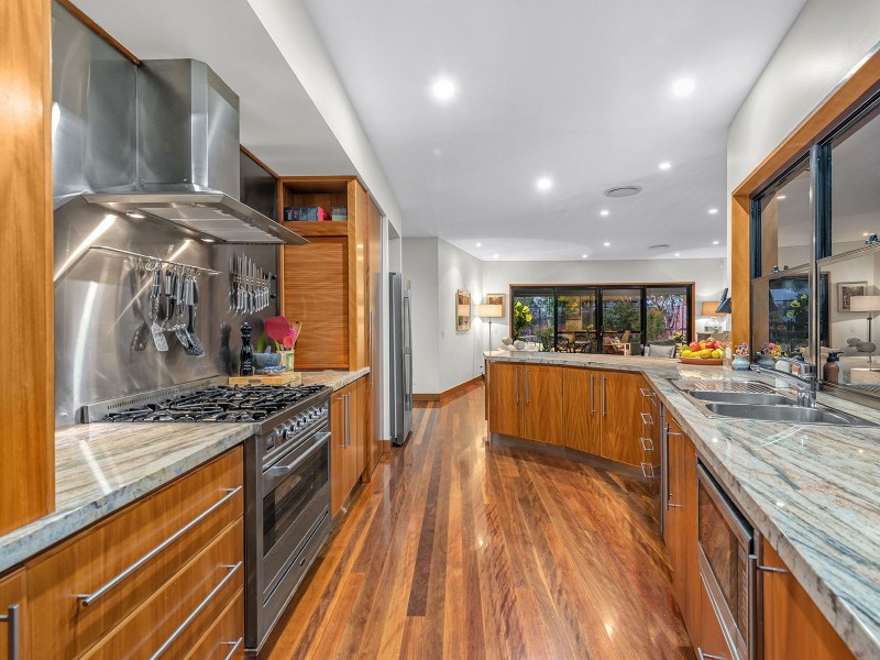 29 Neulans Road, Indooroopilly QLD 4068