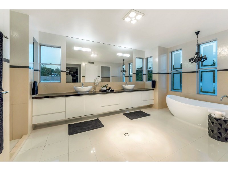 39 Richmond Street, Corinda QLD 4075