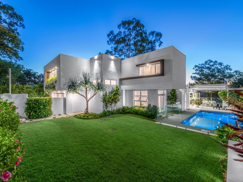 227 Dewar Terrace, Corinda QLD 4075