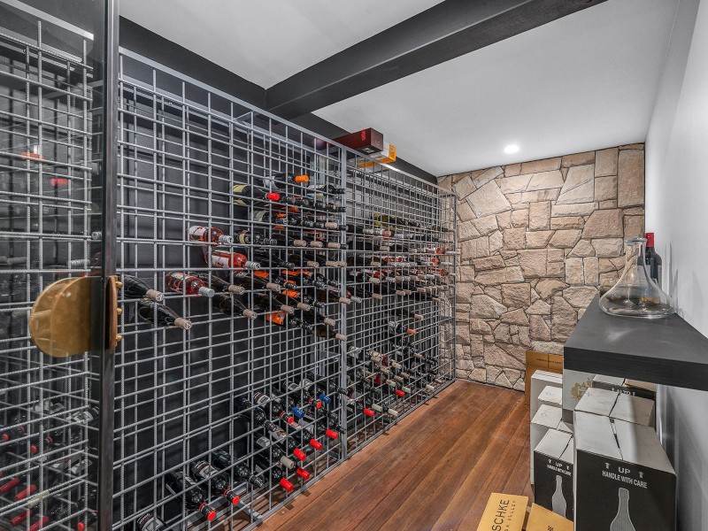 227 Dewar Terrace, Corinda QLD 4075