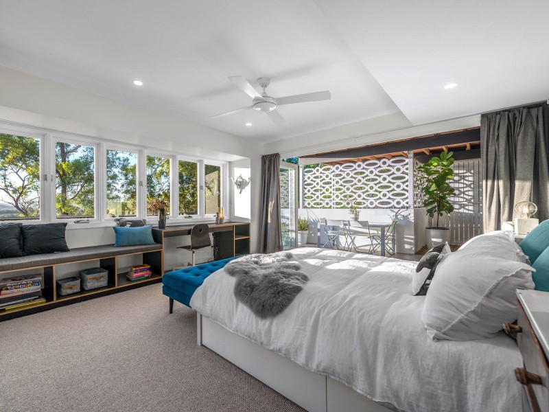 227 Dewar Terrace, Corinda QLD 4075