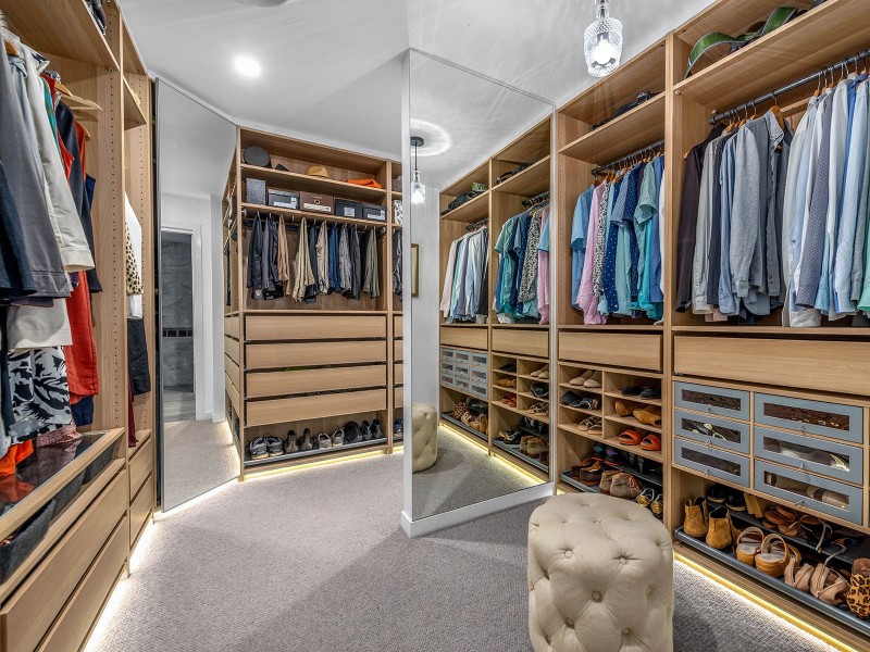 227 Dewar Terrace, Corinda QLD 4075