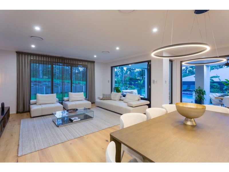 9 Cubberla Street, Fig Tree Pocket QLD 4069