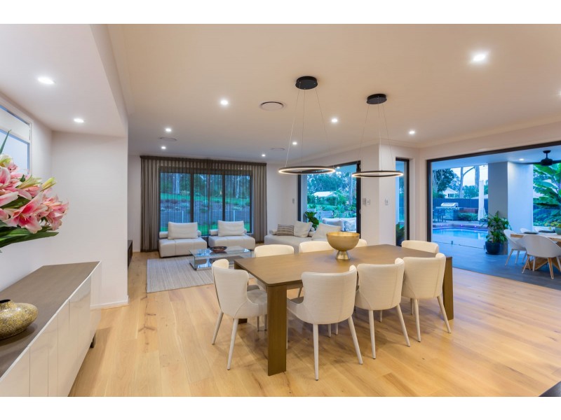 9 Cubberla Street, Fig Tree Pocket QLD 4069