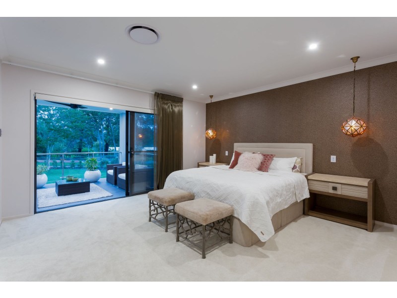 9 Cubberla Street, Fig Tree Pocket QLD 4069