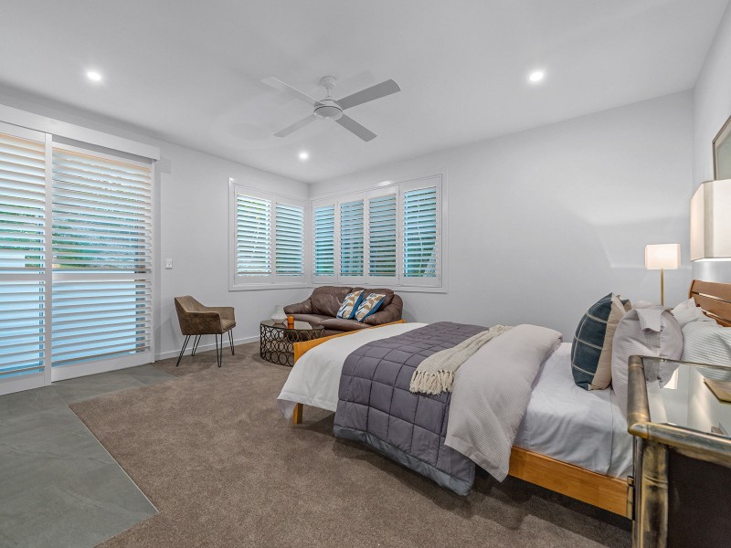 303a Kenmore Road, Fig Tree Pocket QLD 4069