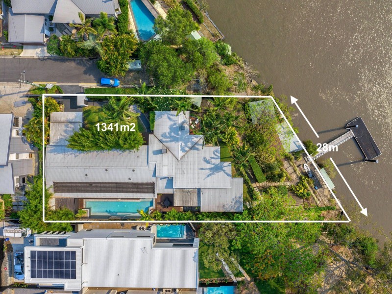 8 Long St West, Graceville QLD 4075