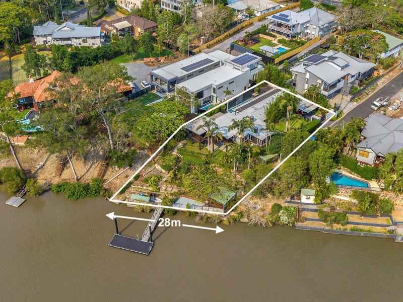 8 Long St West, Graceville QLD 4075