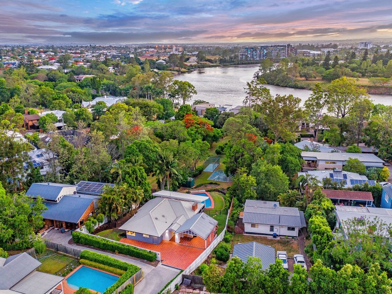 128 Kadumba Street, Yeronga QLD 4104