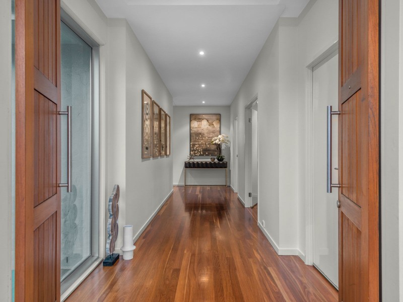 41 Sanctuary Place, Fig Tree Pocket QLD 4069