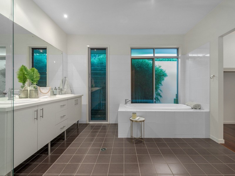 41 Sanctuary Place, Fig Tree Pocket QLD 4069