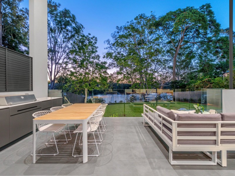 17 Arbour Street, Sherwood QLD 4075