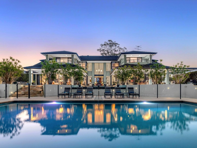 111 Lather Road, Bellbowrie QLD 4070