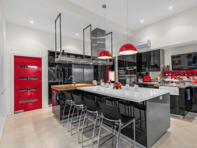 111 Lather Road, Bellbowrie QLD 4070