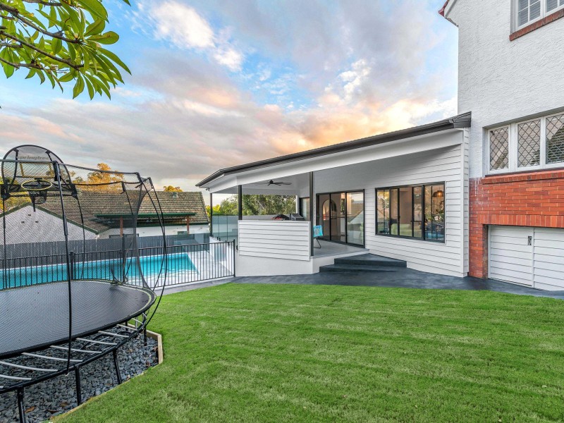 388 Swann Road, St Lucia QLD 4067